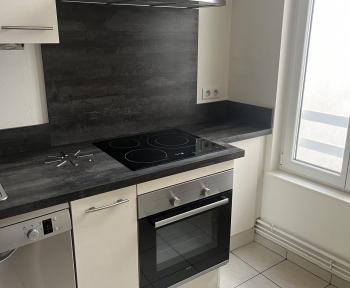 Location Appartement 5 pièces Toul (54200) - F5 MAGASINS