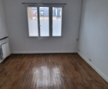 Location Studio 1 pièce Tergnier (02700) - coeur de ville