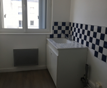 Location Appartement 2 pièces Beauvais (60000) - CENTRE VILLE